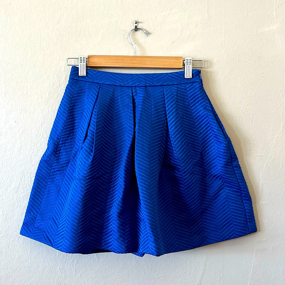 NWT Forever 21 Royal Blue Pleated Skirt XS